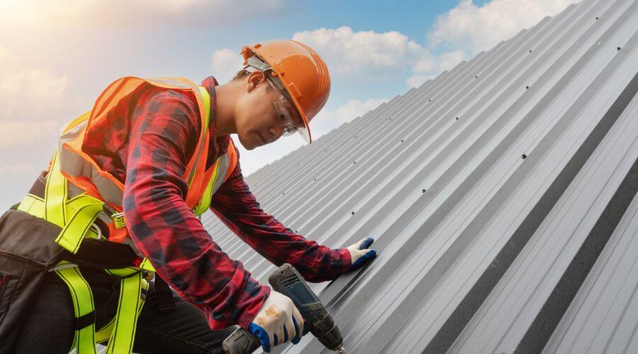 Professional Flat Roofing Installation in Thicket, TX